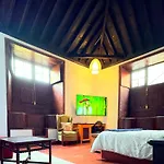 Charming House In With Comfort