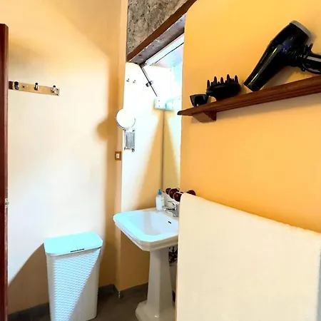 Charming House In With Comfort Casa de Férias
