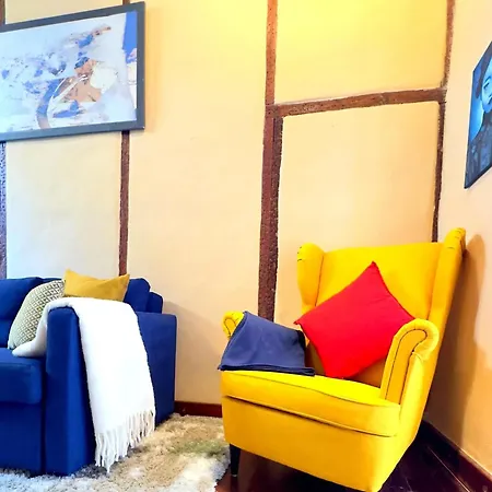 Hébergement de vacances Charming House In With Comfort *