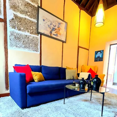 Charming House In With Comfort